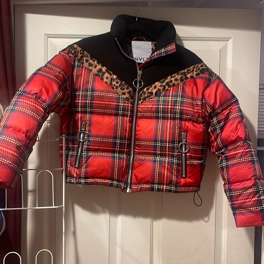 NVLT puffer jacket size S